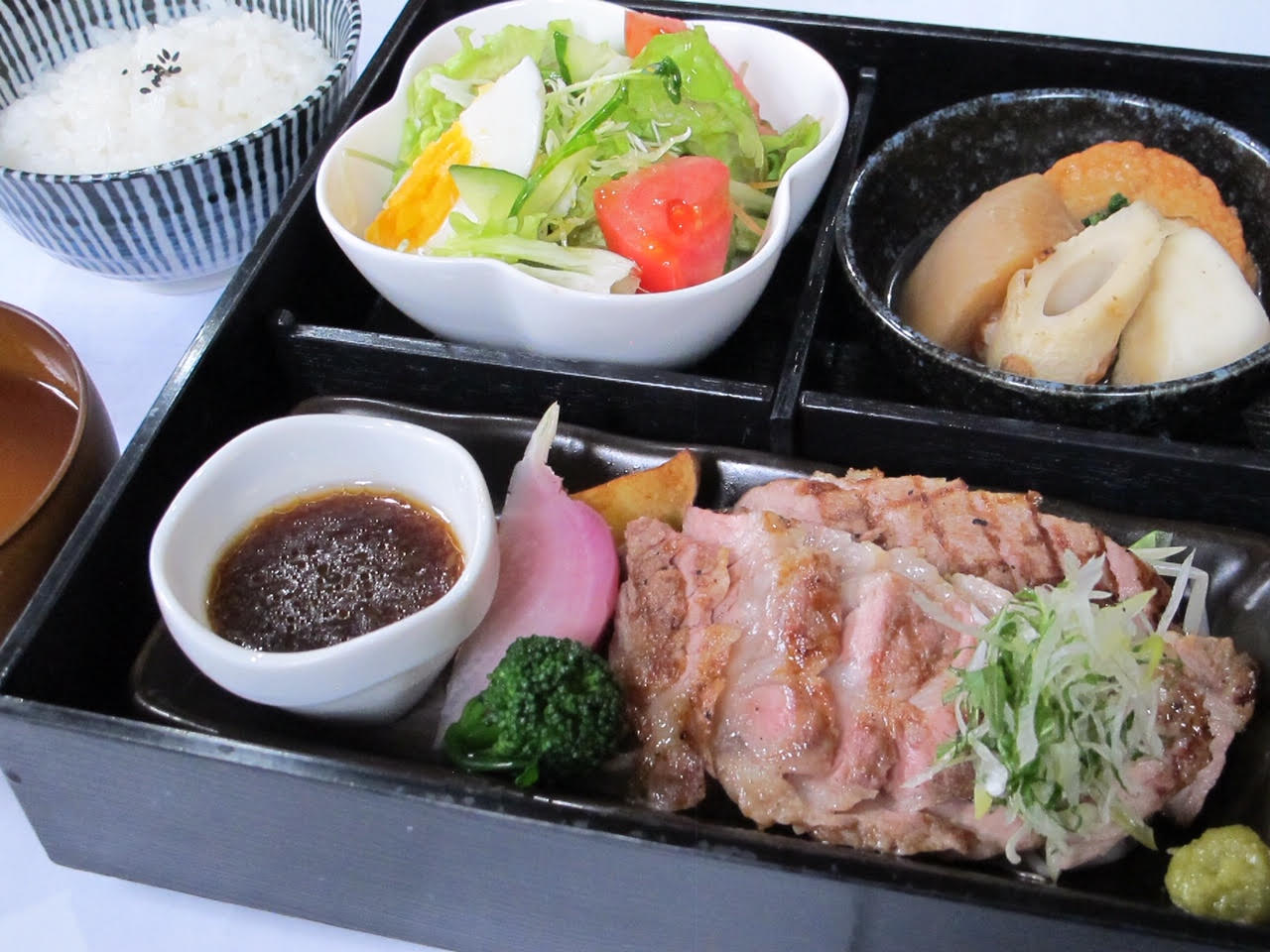 高座豚定食(味噌汁付き)